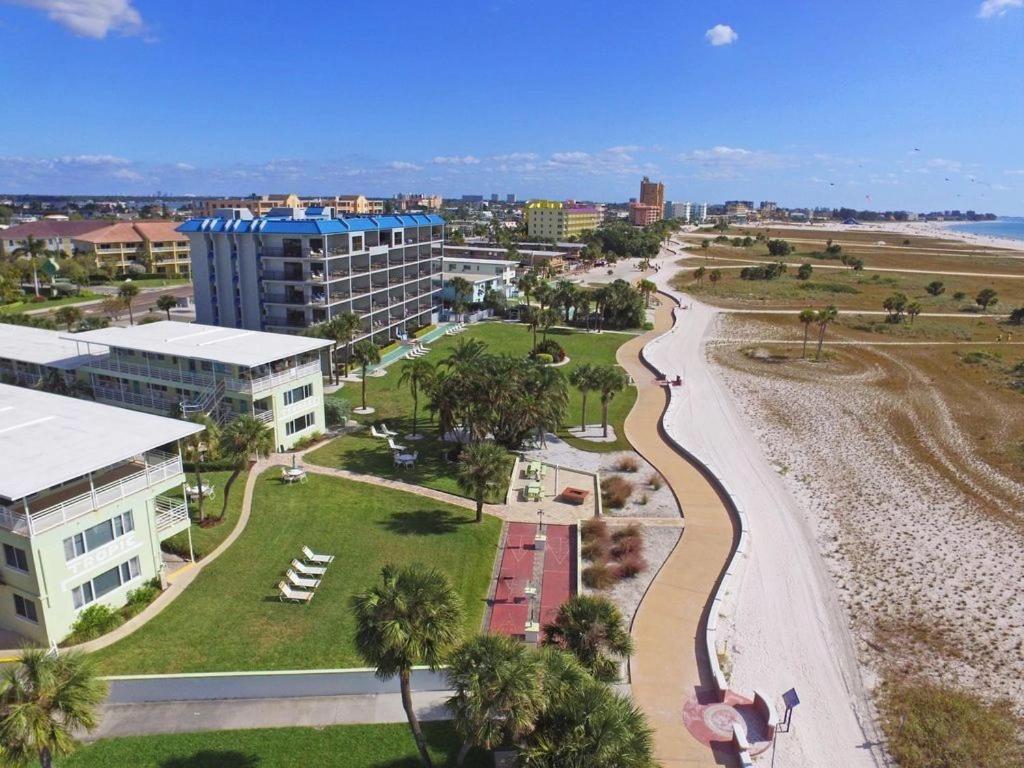 Tropic Terrace #35 - Beachfront Resort St. Pete Beach Dış mekan fotoğraf